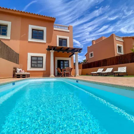 Villa Tarabilla With Private Pool & Ocean Views *