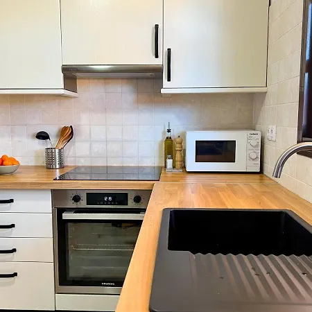 Tarabilla With Private Pool & Ocean Views וילה קורלחו