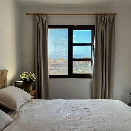 Tarabilla With Private Pool & Ocean Views Corralejo
